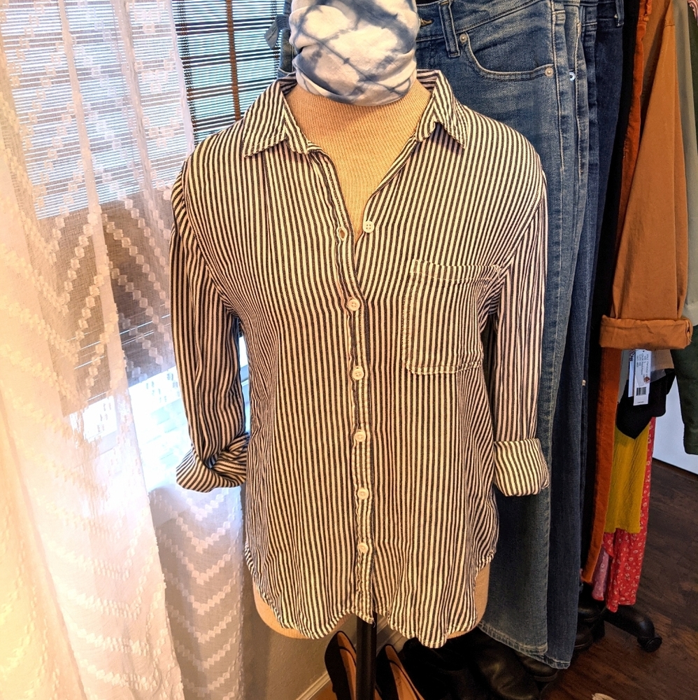 Beach Lunch Lounge Blue Striped Blouse - Picture 2 of 7